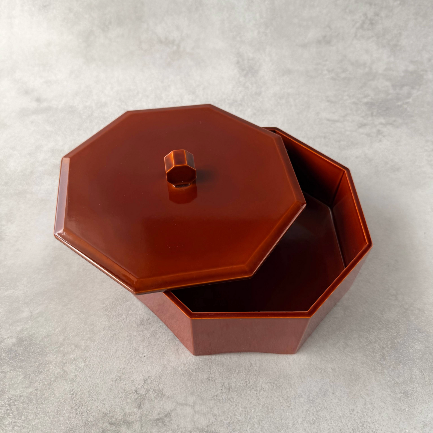蓋付き八角漆器｜ヴィンテージ漆器｜17cmの伝統的な食器